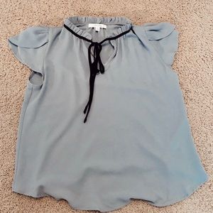 Blue  short sleeve shirt with a tie